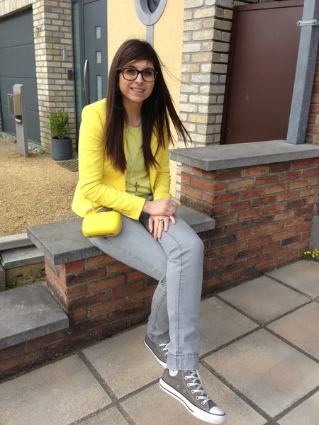 yellow---grey-1383.JPG