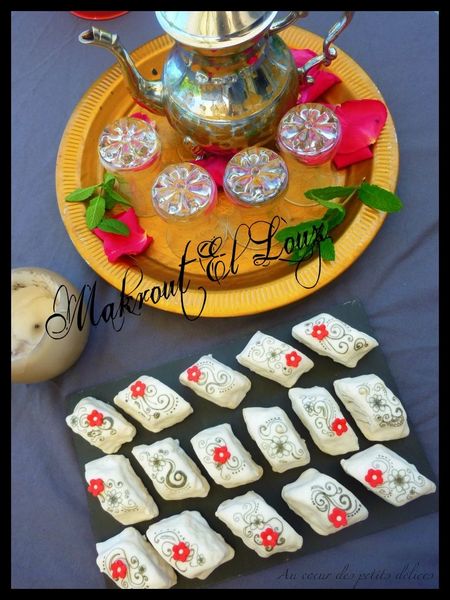 Makrout el louz aux amandes مقروط اللوز.