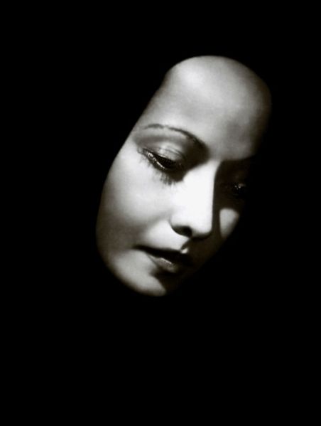 MERLE OBERON.-04