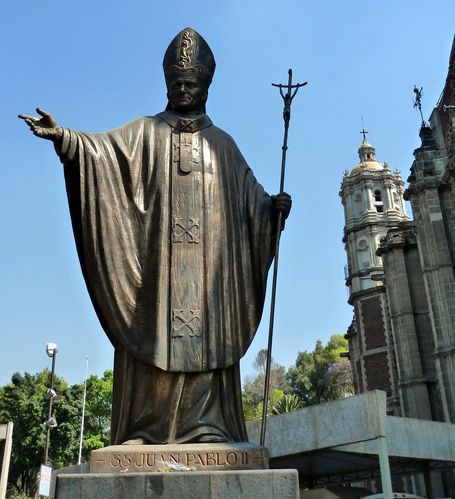 guadalupe-pape-papa-mexico.JPG