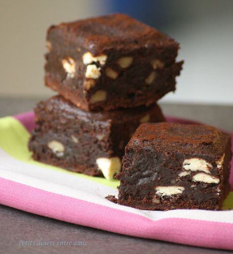 Brownie-noix-et-pepites-de-chocolat-blanc-B-008.jpg