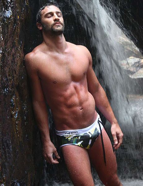 rufskin-sport-and-swimwear-81.jpg