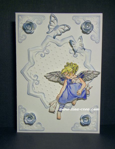 201105feebleue.jpg
