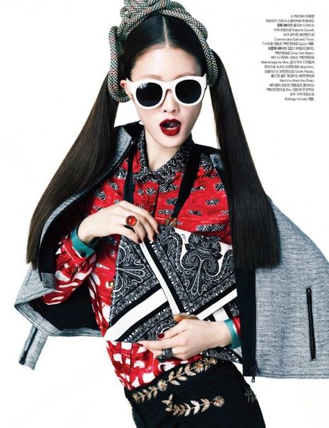 hyun-yi-lee-vogue-korea-march-2012-1.jpg