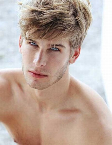Christopher-Blom-Sexy-Model-Burbujas-De-Deseo-010-541x700.jpg