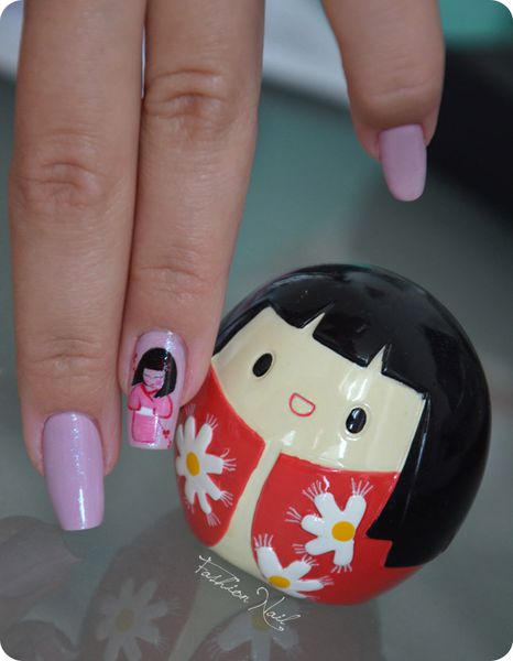 NailArt-PoupéeKokeshi-10