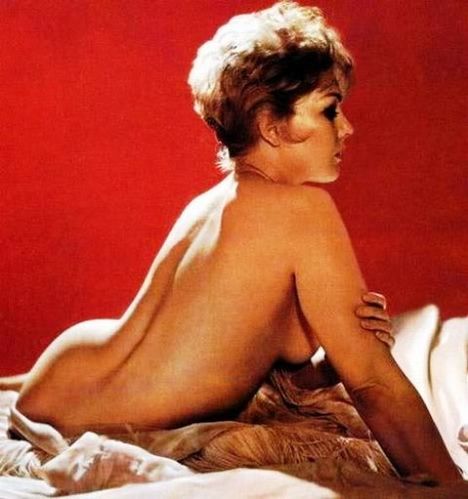 KIM NOVAK COLOR-18