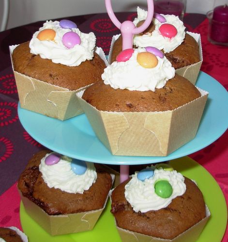 Cupcakes au chocolat au lait & smarties3