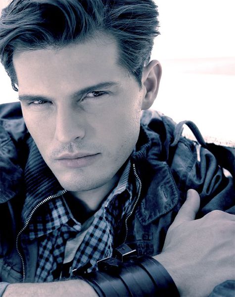 ColcciMag_06_FW11_DiegoMiguel_phThiagoBellini_06.jpg