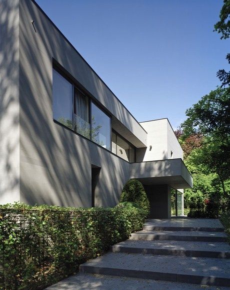 villa-H.jpg