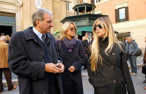 Nicoletta Romanoff et ses parents consoloromanoff