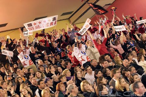 Crowd.jpg