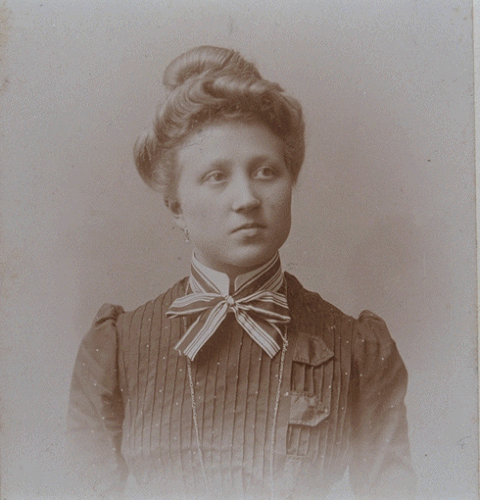 Henriette Brüll