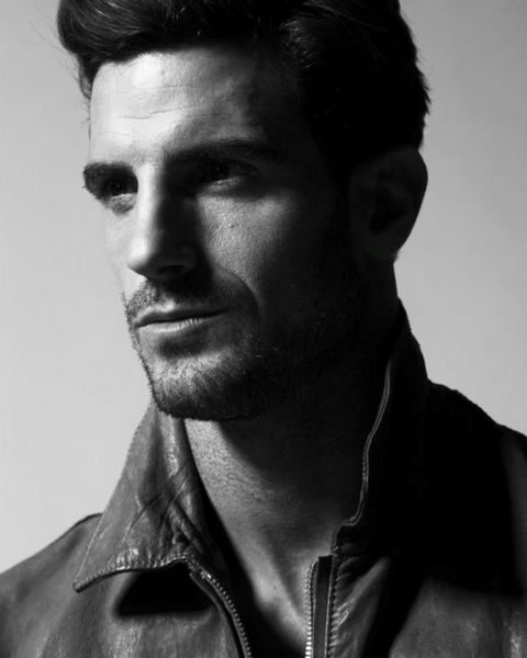 Aitor-Ocio-Belleza-De-Hombre-Burbujas-De-Deseo-03-632x790.jpg