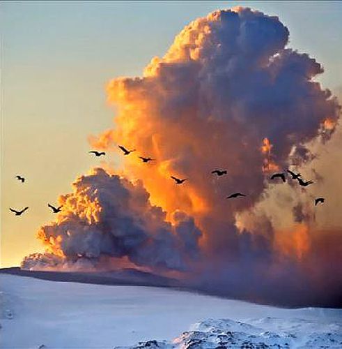 Eyjafjallajokull-Volcanic-Eruption-copie-1.jpg