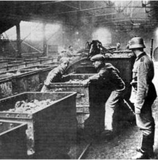 mineur-en-1940-decazeville.jpg