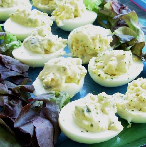 Oeufs mimosa au roquefort papillon4