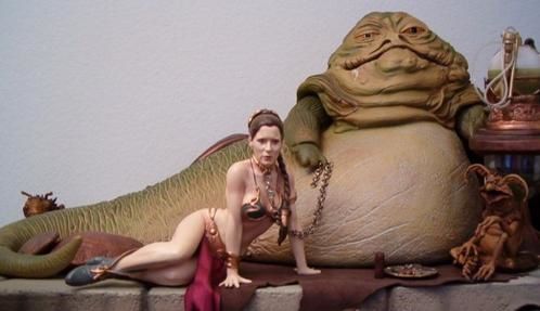 http://img.over-blog.com/498x287/2/45/12/30/INSPIRATIONS/Slave-Leia---Jabba.jpg
