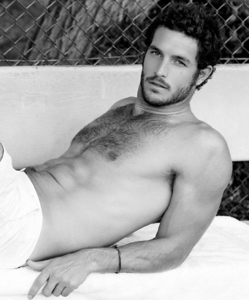 Justice-Joslin-Hot-Burbujas-De-Deseo-04-657x790.jpg