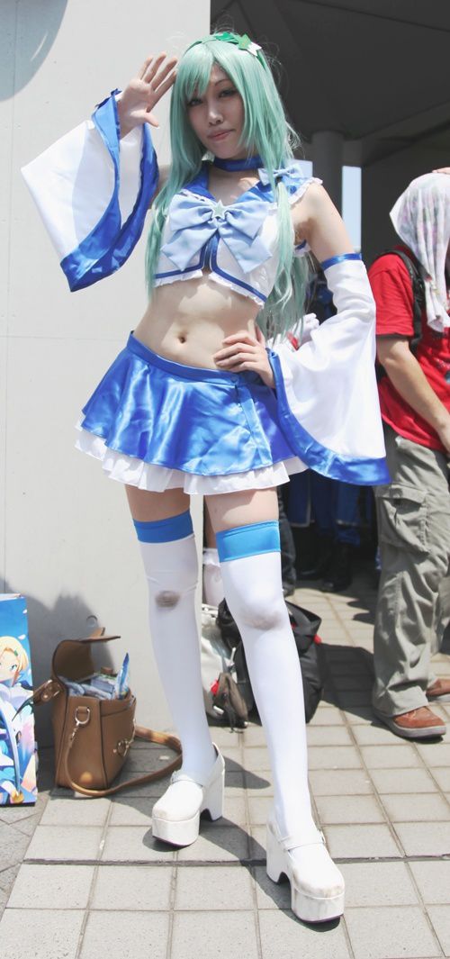 516__500x0_comiket-80-day-1-hot-cosplay-003.jpg