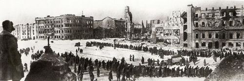 resa-tedesca-a-Stalingrado-2-feb-1943.jpg