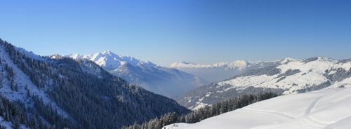 Montagne-d-Outray-015-Panorama--1024x377-.jpg