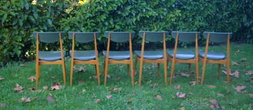 suite chaises style scandinave 2