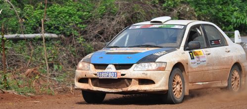 Enduro-Assinie---Mai-2008-0343.JPG