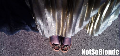 golden skirt notsoblonde