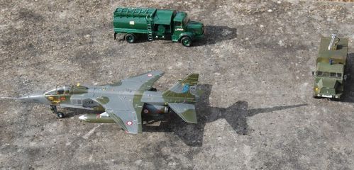 JAG-016_1.JPG