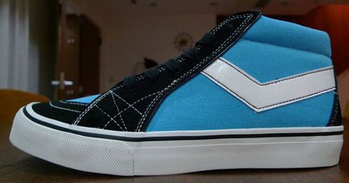 g1950-pony-ss2010-sneakers-3.jpg