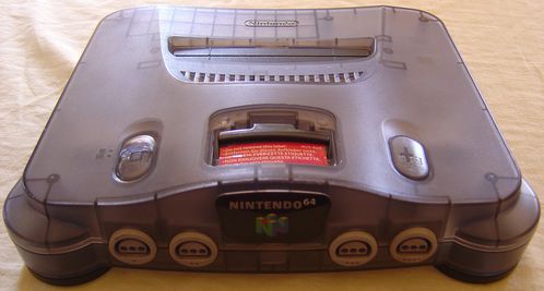 Nintendo---N64---Console-noire-transparente-.JPG