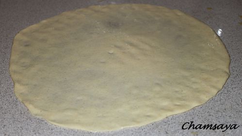 Meloui-ou-galettes-rondes-feuilletees-a-la-semoule 5263
