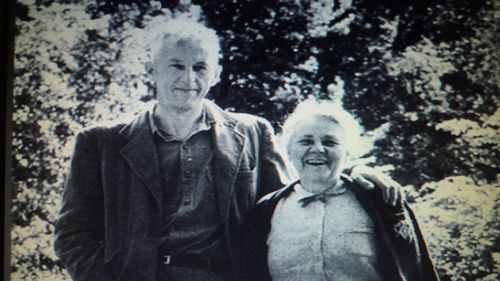 bill w 32a & lois