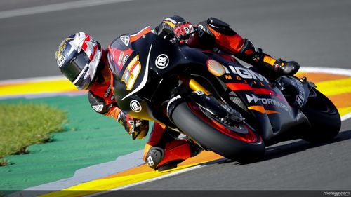 GP-2014-01-41-edwards_Yamaha-forward-copie-1.jpg
