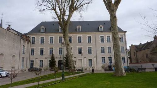Montargis 2 janvier 034 PhotoRedukto
