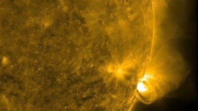 AFP_110217_c3300_soleil-eruption-activite_8.jpg