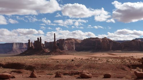 007A-monument-valley--28-.JPG