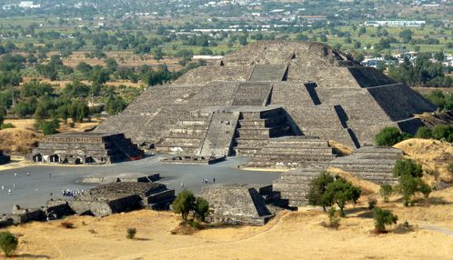 teotihuacan-pyramide-luna-lune.JPG