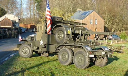 GMC-GENIE-1.jpg