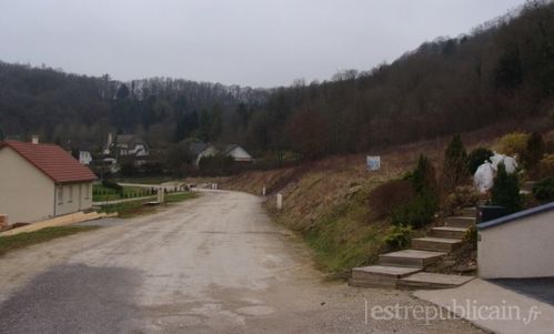 une-dizaine-de-terrains-sont-disponibles-au-lotissement-les