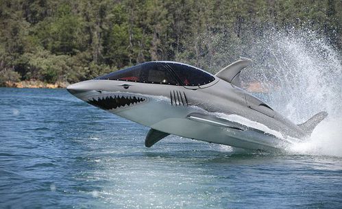 Shark-Submarine-by-Seabreacher-0.jpg