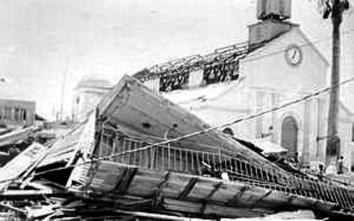 cyclone-image-maison des grands-parents au Port-Louis