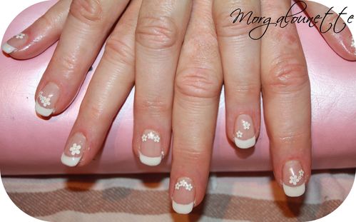 french blanche pose sticker fleur morgalounette (1)