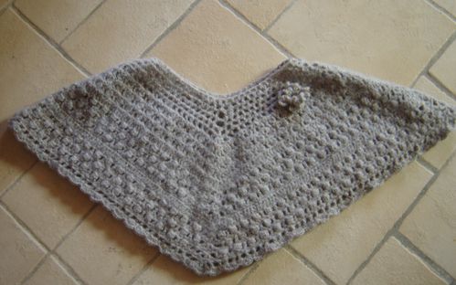 poncho-crochet--3-.JPG