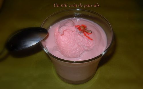 Mousse aux pralines roses