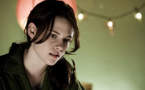 kristen-stewart-in-twilight-sad-mood-wide-wallpapers