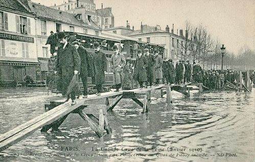 Crue de 1910, Quai de Passy, Paris Crue de 1910, Quai de Passy, Paris