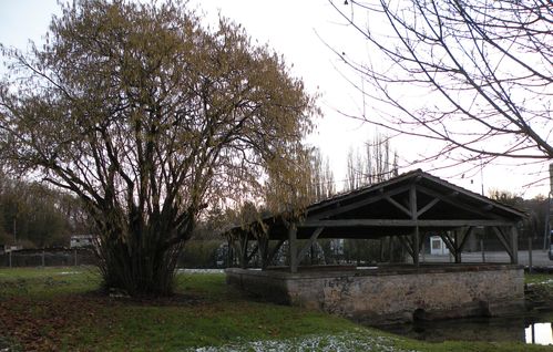 Lavoir-de-la-Chapelle-Montreuil--JPG