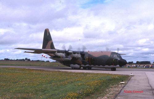 Lockheed C-130 Hercules 13 copie